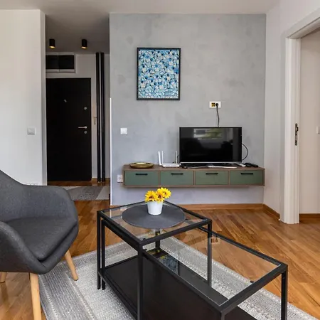 Apartment Apartment Green